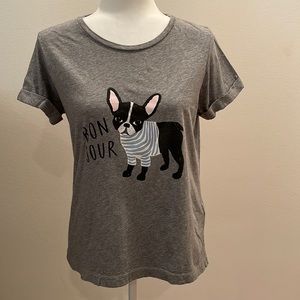 Kate Spade Bon Jour Dog Gray, Short Sleeve T-Shirt Size Medium